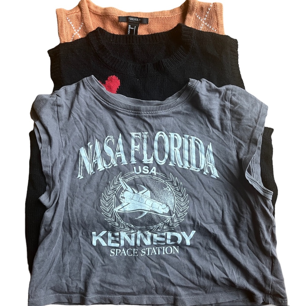 y2k sweater vests + crop top